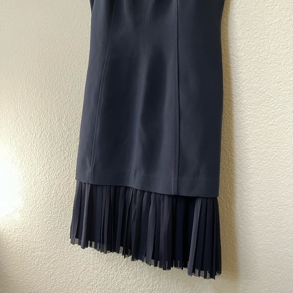 Cinq à Sept | Elegant Navy Catriona Silhouette Pleated Crepe Hem Dress | Size 2 - Picture 8 of 14